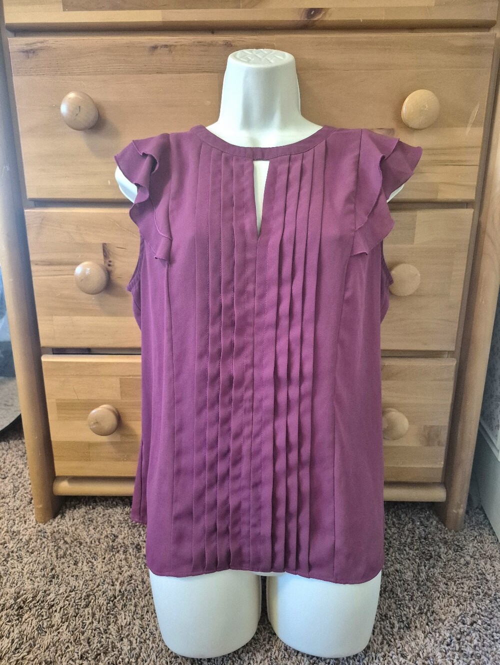 Elle Mauve Pleated Ruffle-Sleeve Blouse Size M